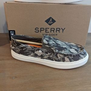 Big Boys Sperry size 4 Camo New